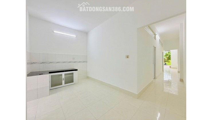 Bán nhà cấp 4 rộng 80m2 chiều ngang lớn 5m ngang bến xe